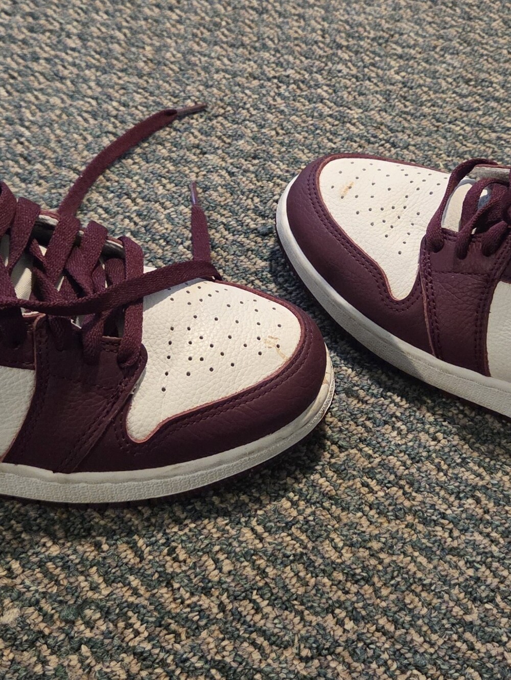 Nike Youth Sneaker Size 6Y